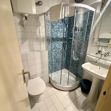 Отель Piknik Wellness 3*