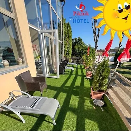 Piknik Wellness 3* Siófok