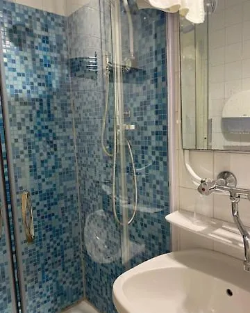 Отель Piknik Wellness 3*