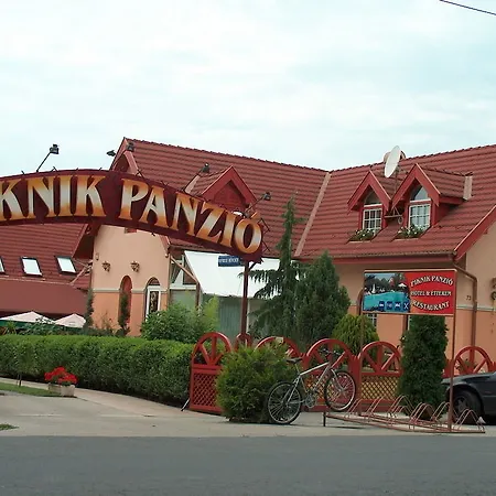 Piknik Wellness Отель 3*