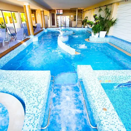 Отель Piknik Wellness 3*