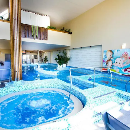 Отель Piknik Wellness Шиофок